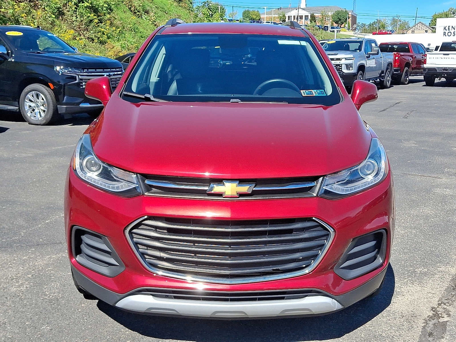 Used 2019 Chevrolet Trax LT with VIN 3GNCJPSB2KL238043 for sale in North Huntingdon, PA