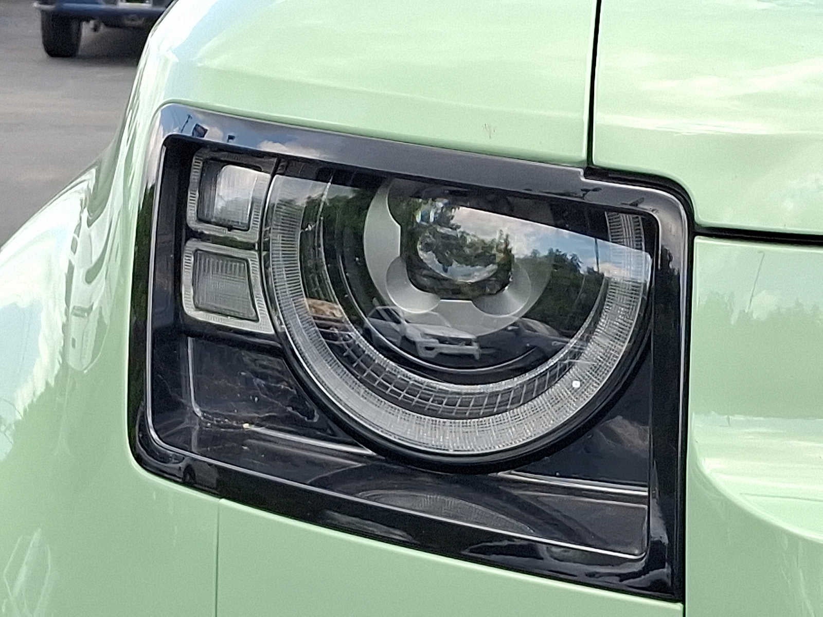 2023 Land Rover Defender 75th Edition