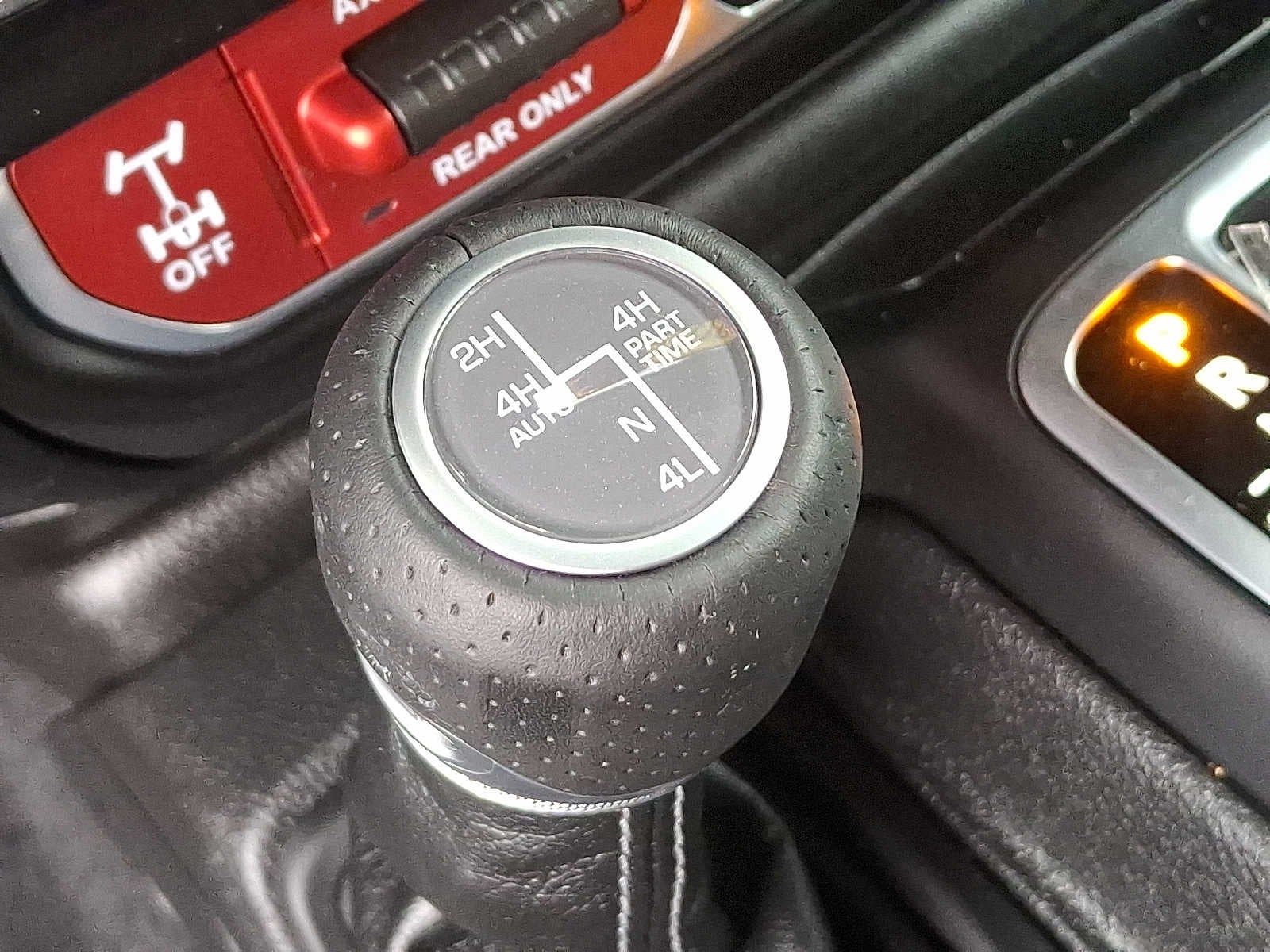 2025 Jeep Gladiator Mojave X