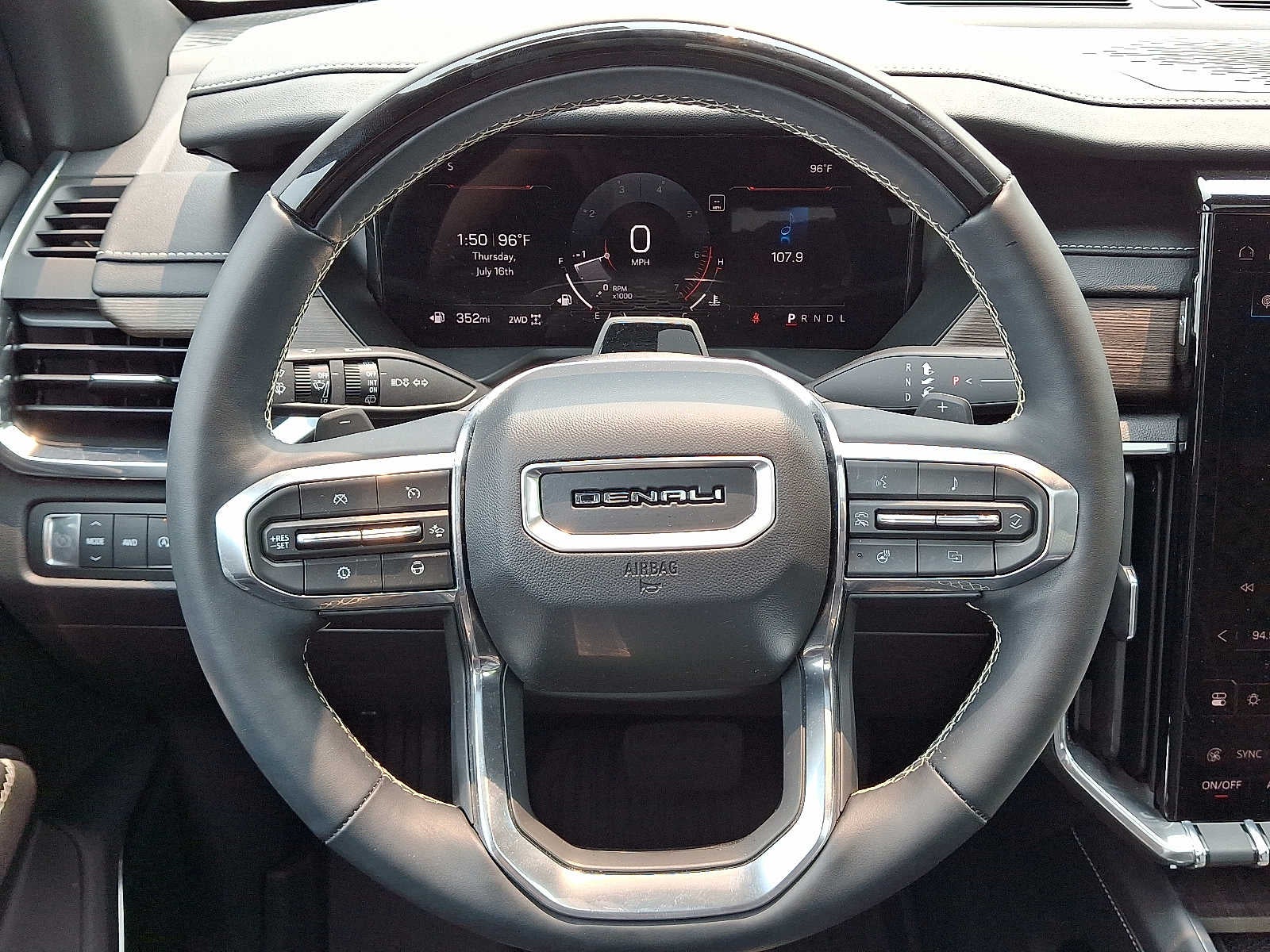 2025 GMC Acadia Denali