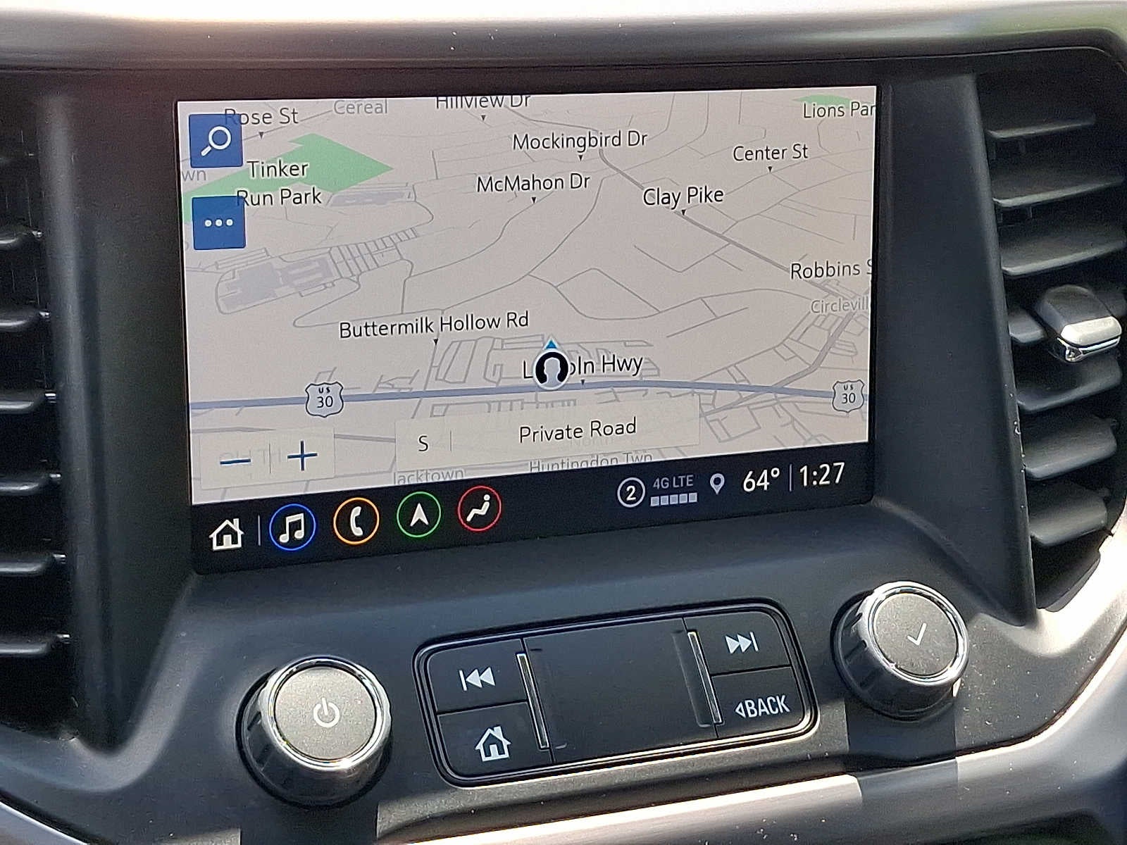 2023 GMC Acadia AT4
