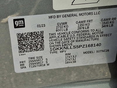 2023 GMC Acadia AT4