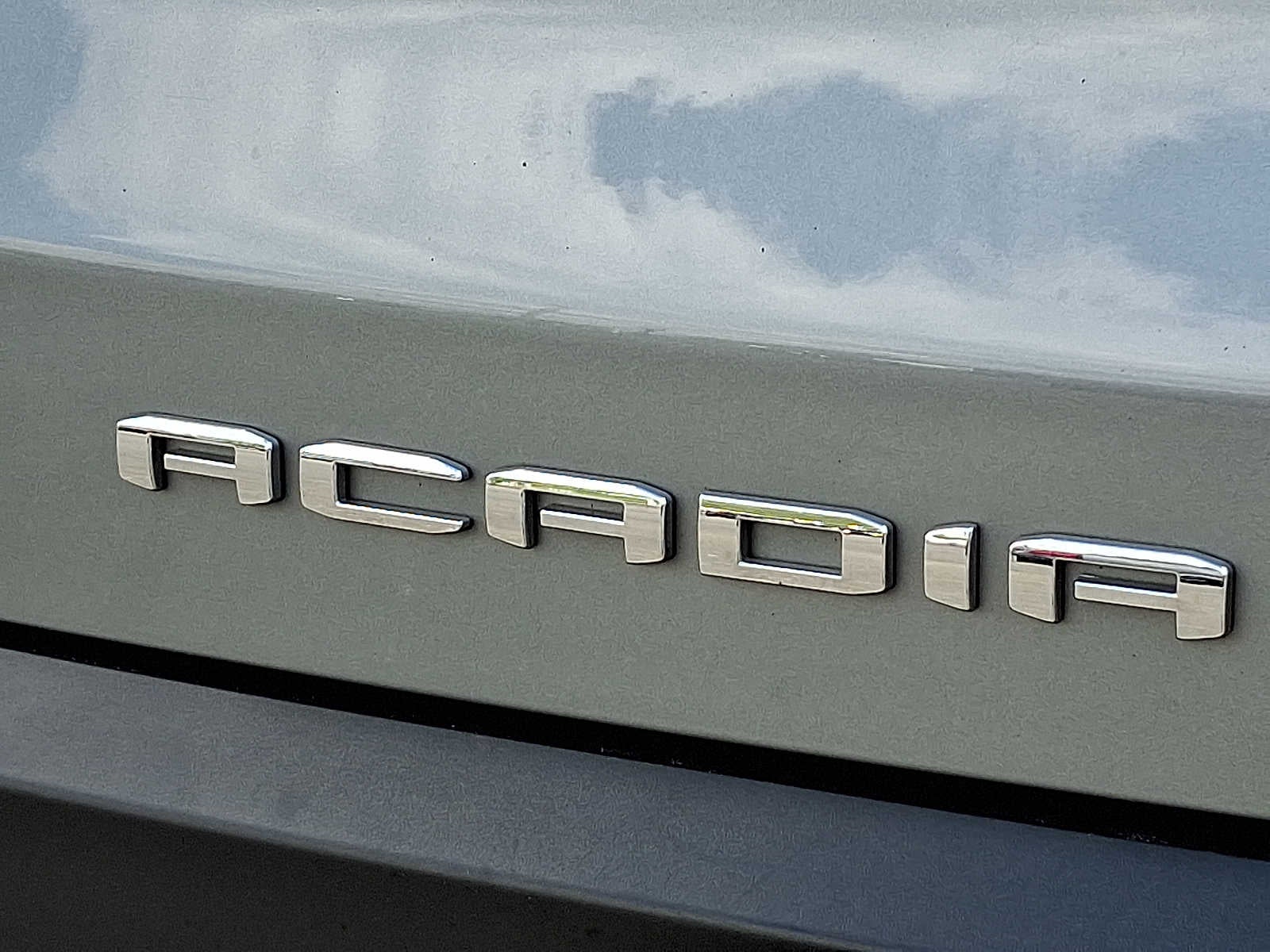 2023 GMC Acadia AT4