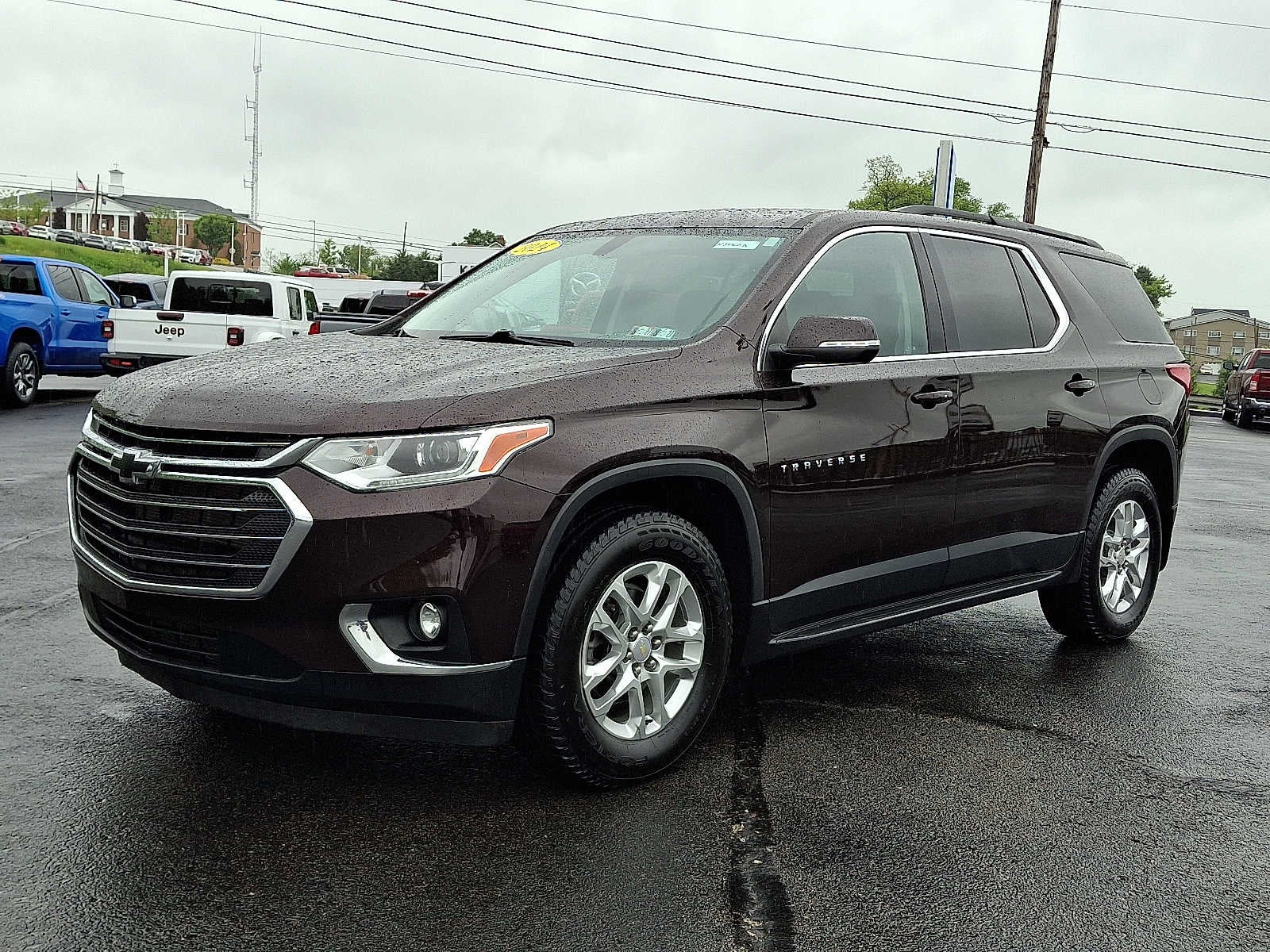2021 Chevrolet Traverse LT Cloth