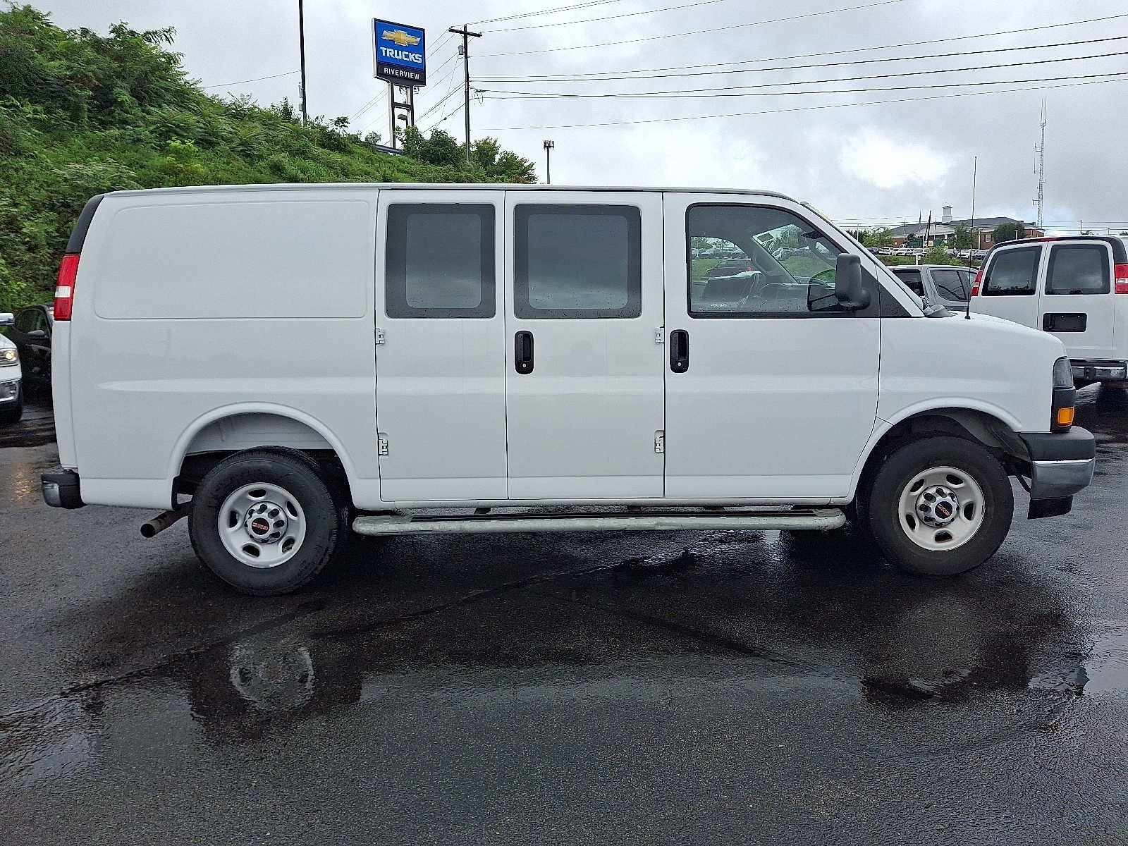 2025 GMC Savana Cargo Work Van