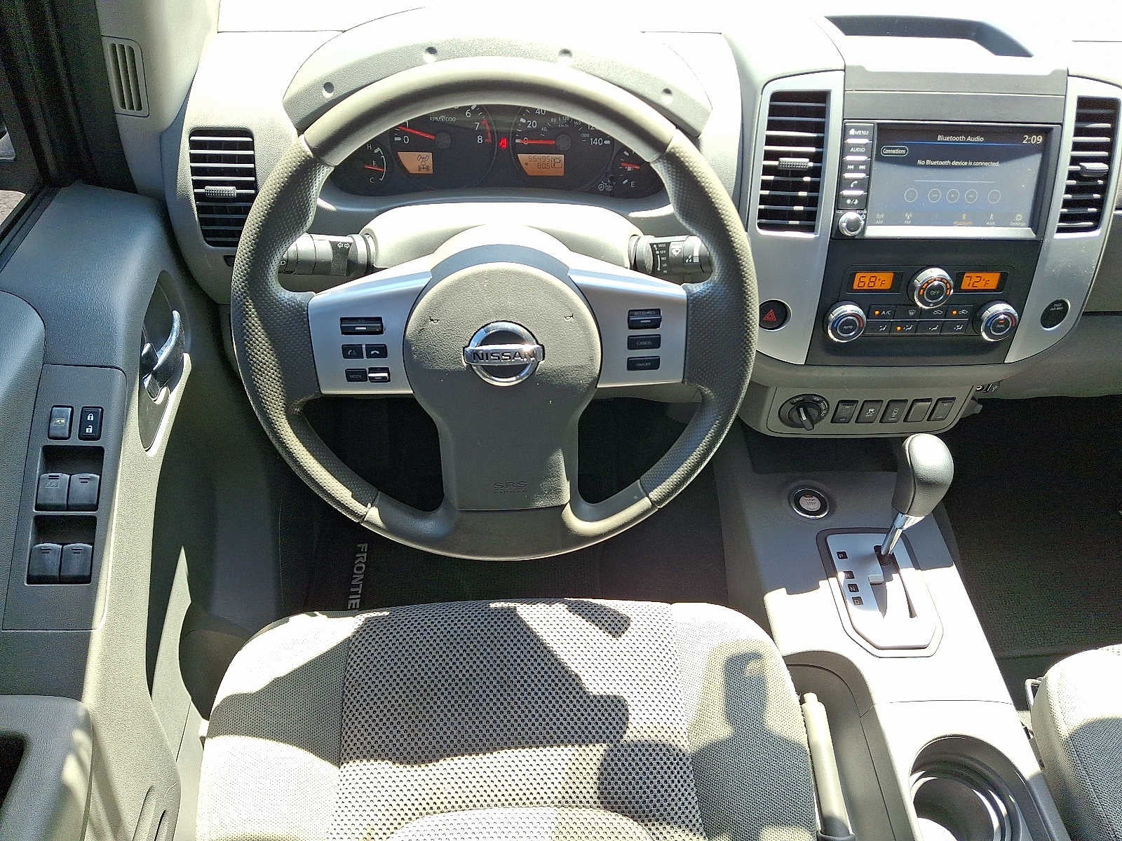 2020 Nissan Frontier SV