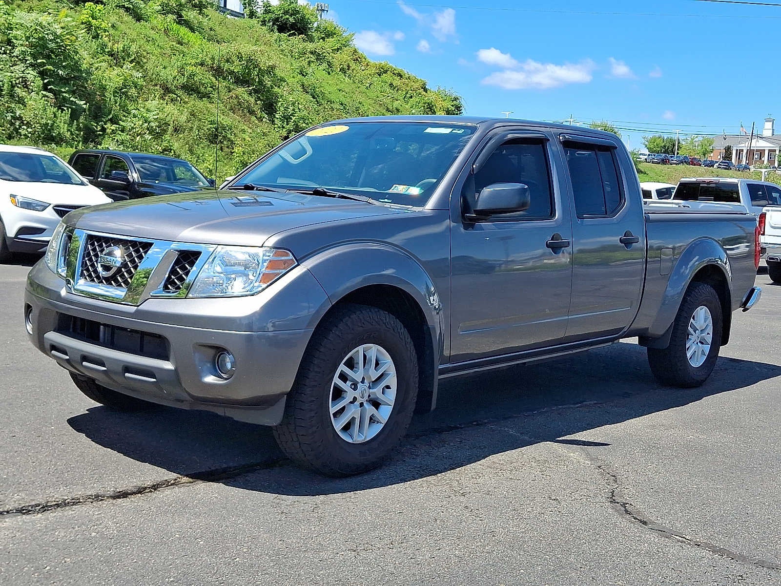 2020 Nissan Frontier SV