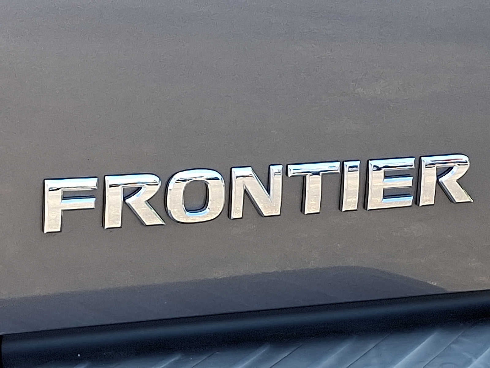 2020 Nissan Frontier SV