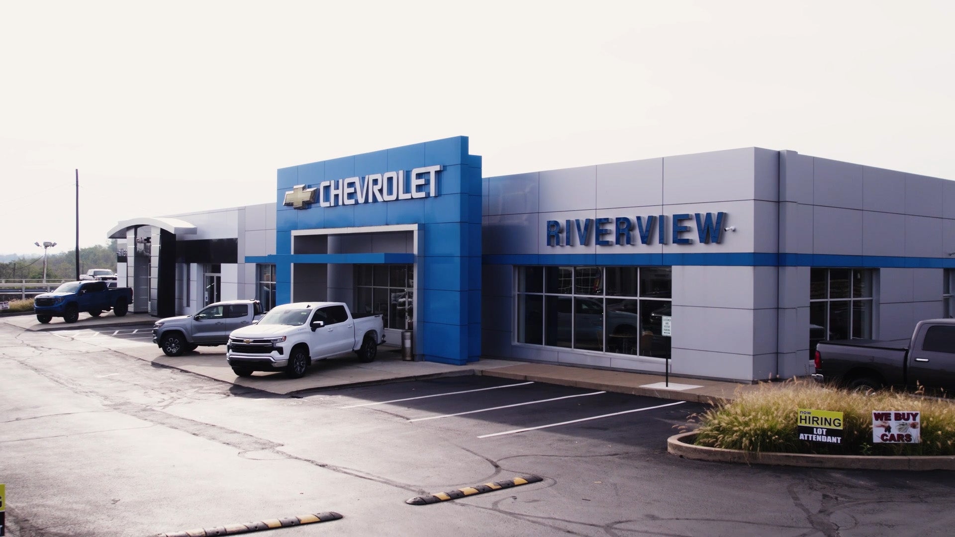 Front of Riverview Chevrolet dealership in North Huntingdon PA